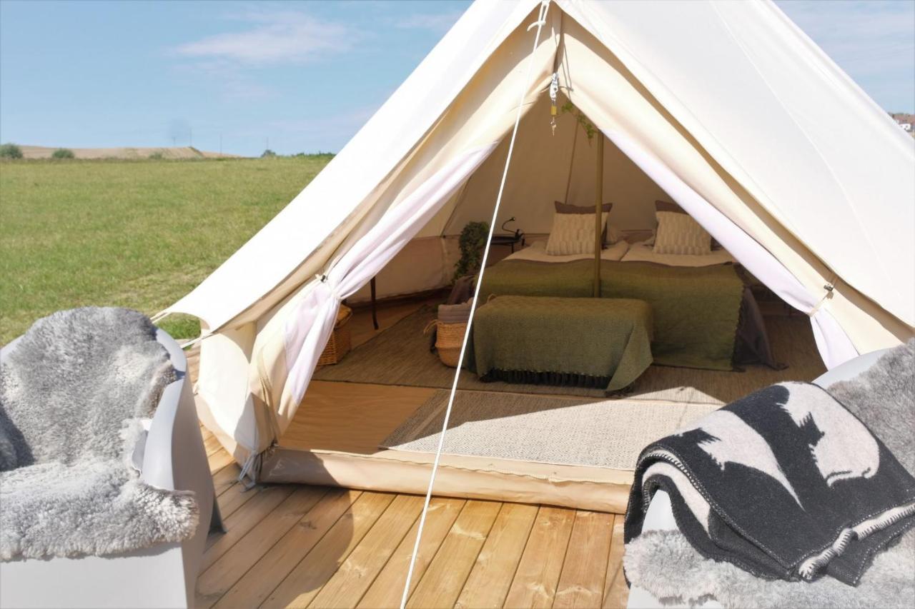 Ferienwohnung Glamping Och Gardslagenhet Mellan Himmel Och Hav Skivarp Exterior foto