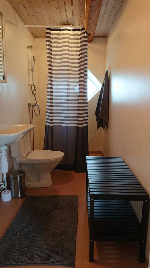 Ferienwohnung Glamping Och Gardslagenhet Mellan Himmel Och Hav Skivarp Exterior foto